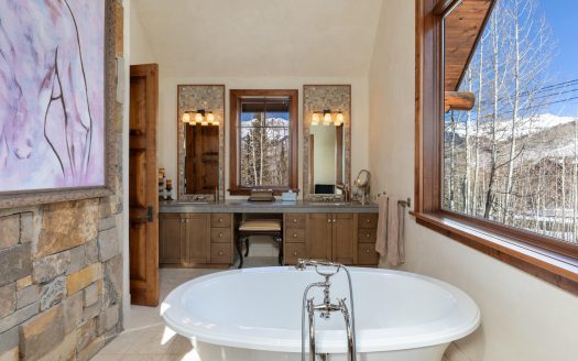 125 Hang Glider Drive