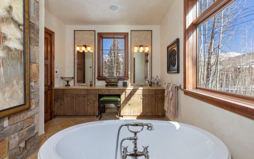 125 Hang Glider Drive