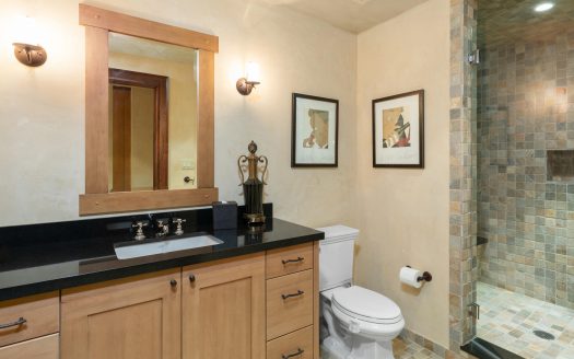 125 Hang Glider Drive