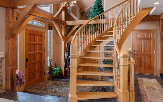 102 Double Eagle Way