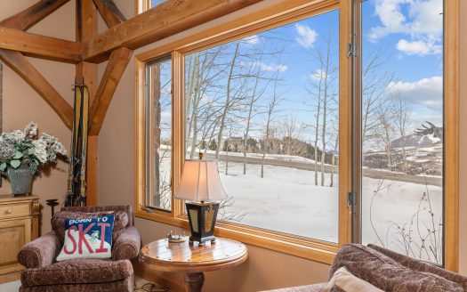 102 Double Eagle Way