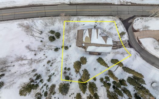 102 Double Eagle Way