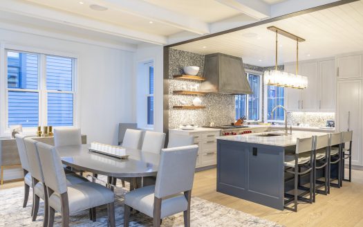 E 127 Columbia Avenue