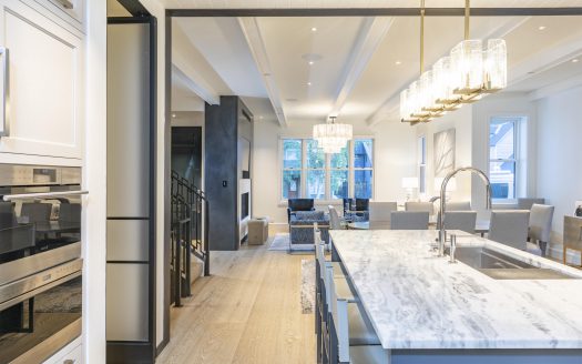 E 127 Columbia Avenue