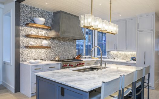 E 127 Columbia Avenue