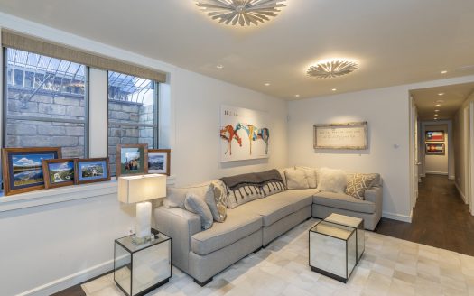 E 127 Columbia Avenue