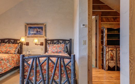 6131 Last Dollar Road Road