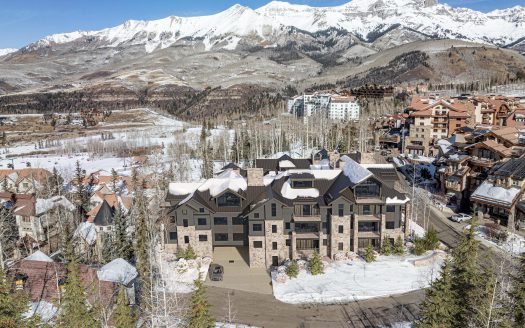 98 Aspen Ridge Drive 203