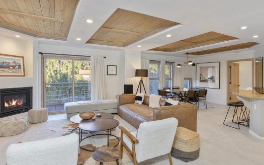 136 Country Club Drive 741/743