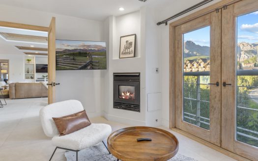 136 Country Club Drive 741/743