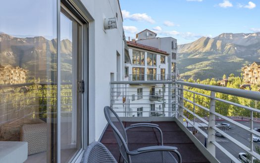 136 Country Club Drive 741/743