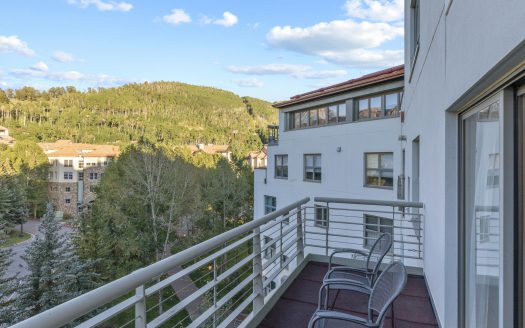 136 Country Club Drive 741/743