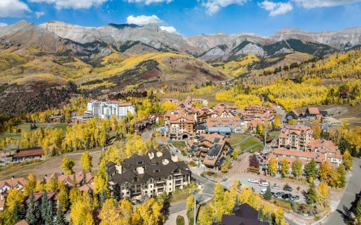 98 Aspen Ridge Drive 405