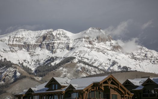 136 Country Club Drive 503 & 505