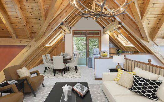 W 627 Colorado Avenue