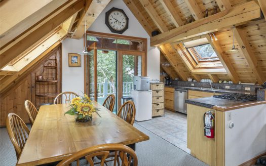 W 627 Colorado Avenue