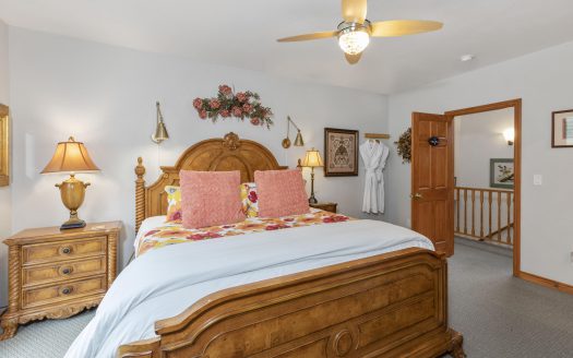 W 627 Colorado Avenue