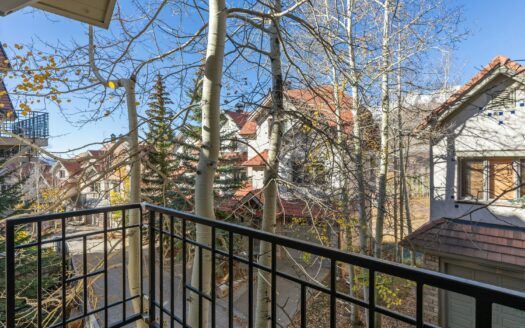 100 Aspen Ridge Drive