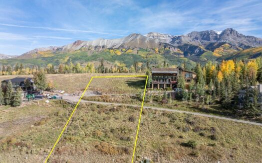 236 Country Club Drive