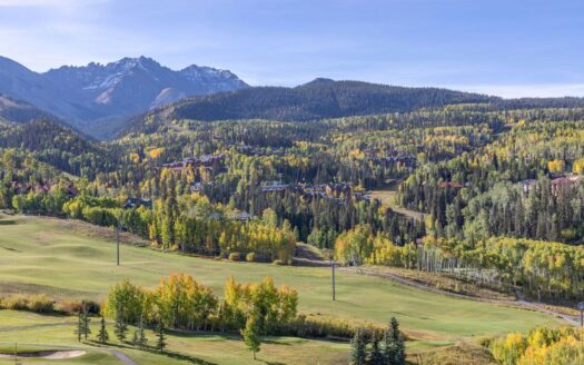 236 Country Club Drive