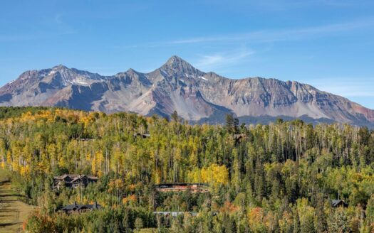 236 Country Club Drive