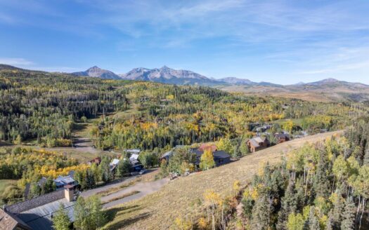 236 Country Club Drive