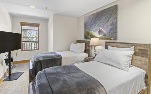 135 San Joaquin Road 106