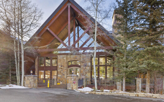 135 San Joaquin Road 303