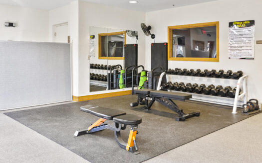 135 San Joaquin Road 303