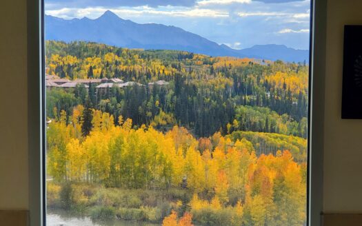 136 Country Club Drive 322