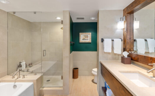 136 Country Club Drive 322