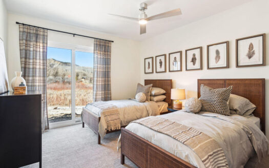 176 Alpine Loop, #301 M2 302