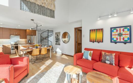 S 134 Tomboy Street 8