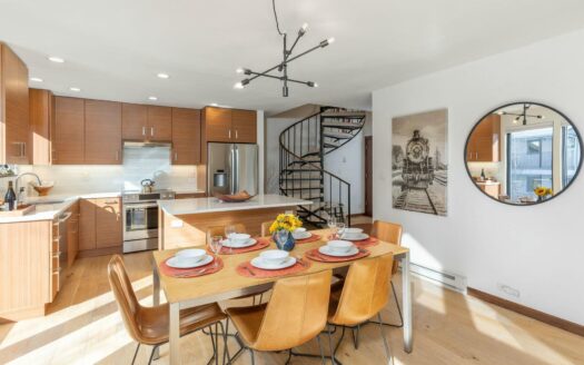 S 134 Tomboy Street 8