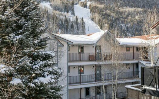 S 134 Tomboy Street 8