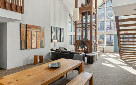 S 134 Tomboy Street 8