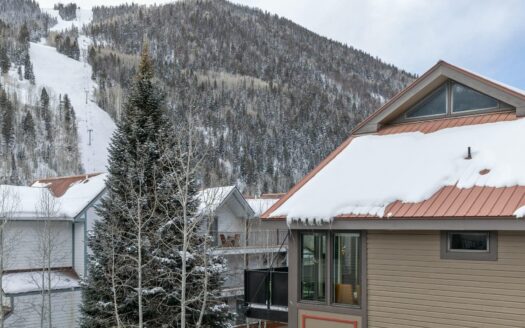 S 134 Tomboy Street 8