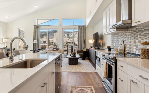173 Riverfront Lane D2B