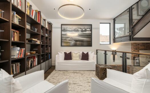 E 126 Colorado Avenue 126R