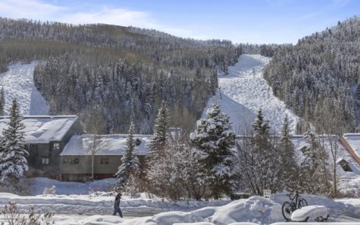 W 747 Pacific Avenue 540