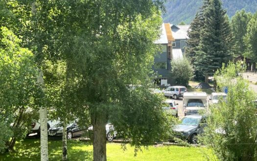 W 747 Pacific Avenue 540