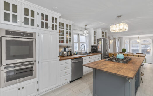 E 116 Columbia Avenue