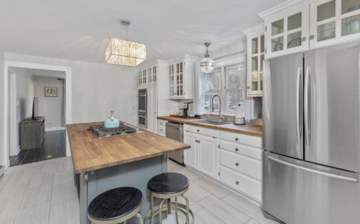 E 116 Columbia Avenue