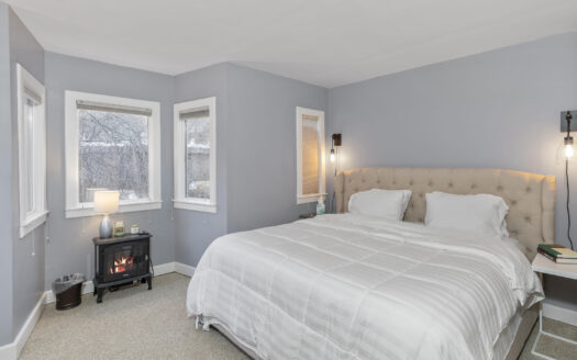 E 116 Columbia Avenue