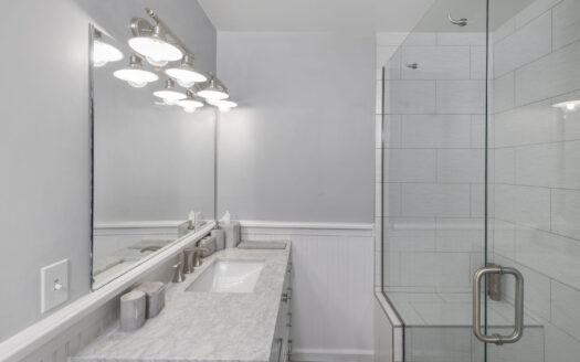 E 116 Columbia Avenue