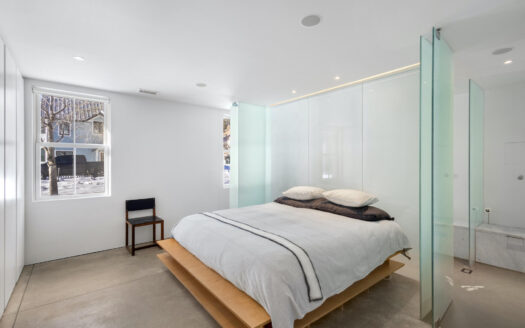 E 404 Columbia Avenue