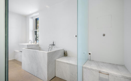 E 404 Columbia Avenue