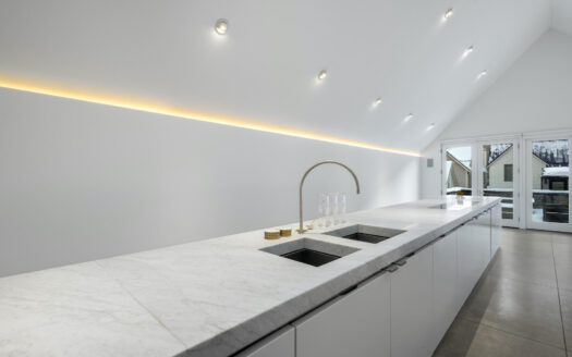 E 404 Columbia Avenue