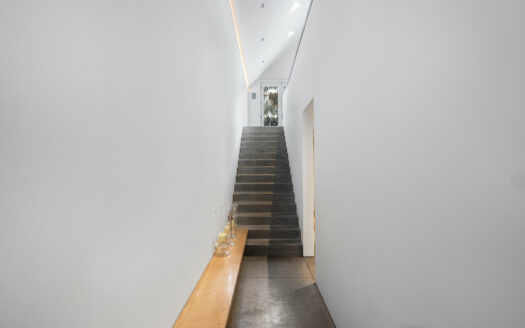 E 404 Columbia Avenue