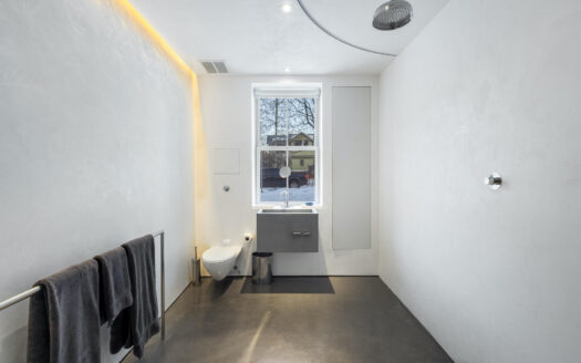 E 404 Columbia Avenue